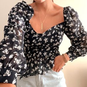 (lane 201) navy floral peplum style puffy sleeve long sleeve blouse top